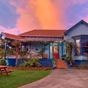 the-villa-backpackers-lodge.wellingtonnzhotels.com/
