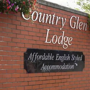 Country Glen Motel